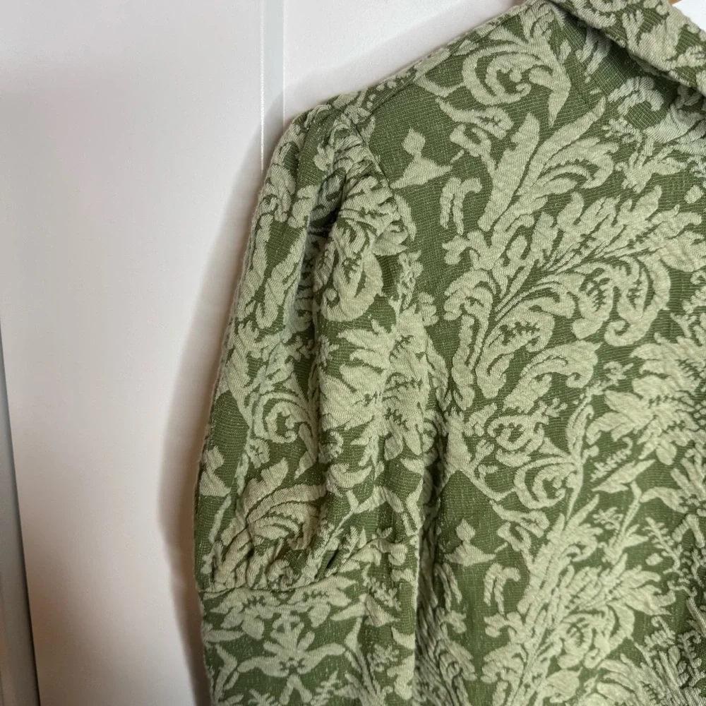 Anthropologie Puff Sleeve Turtleneck Jacquard Top Green Floral Ribbon Medium